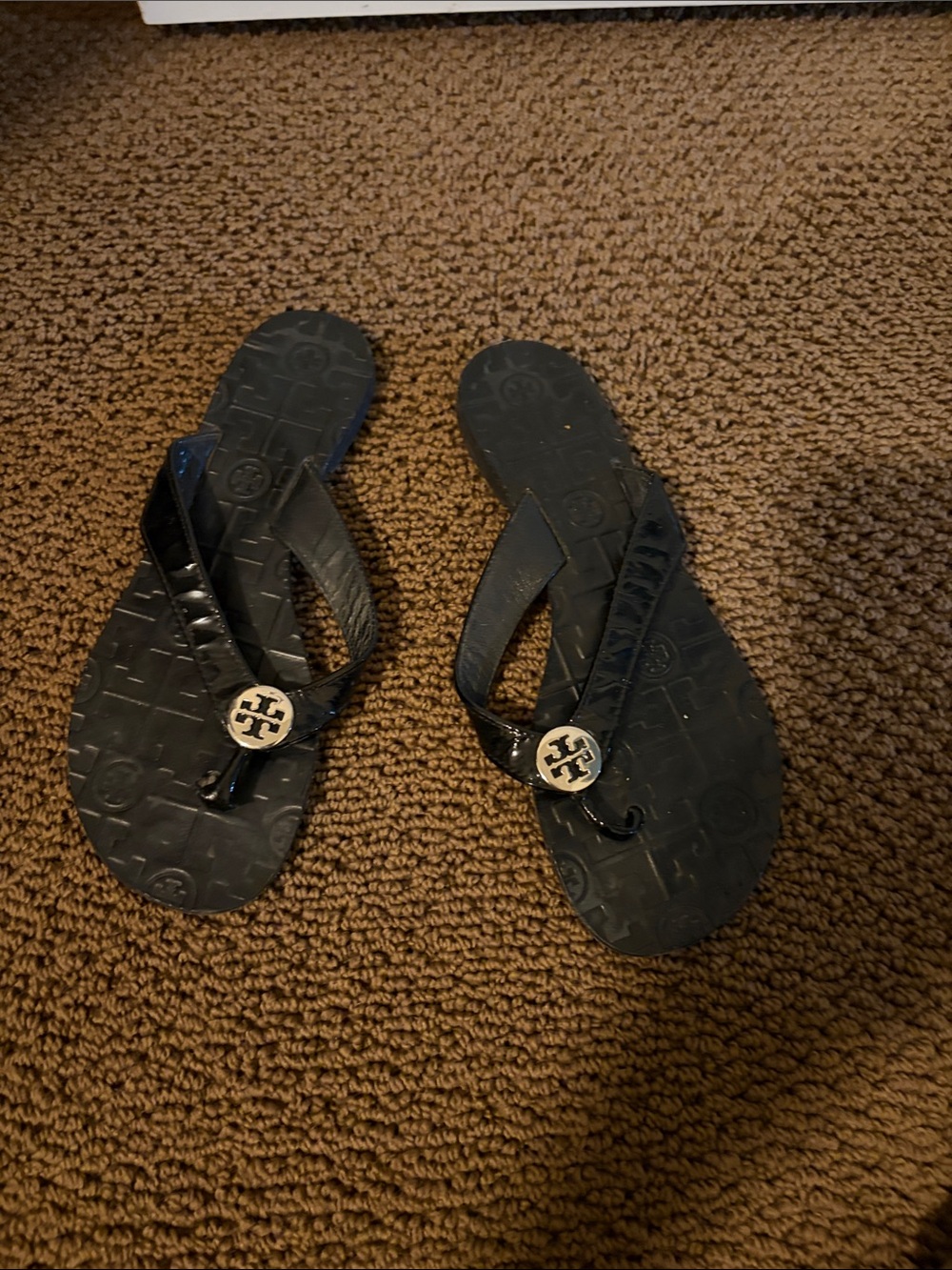 Tory Burch Black Patent Logo leather Thong Sandals